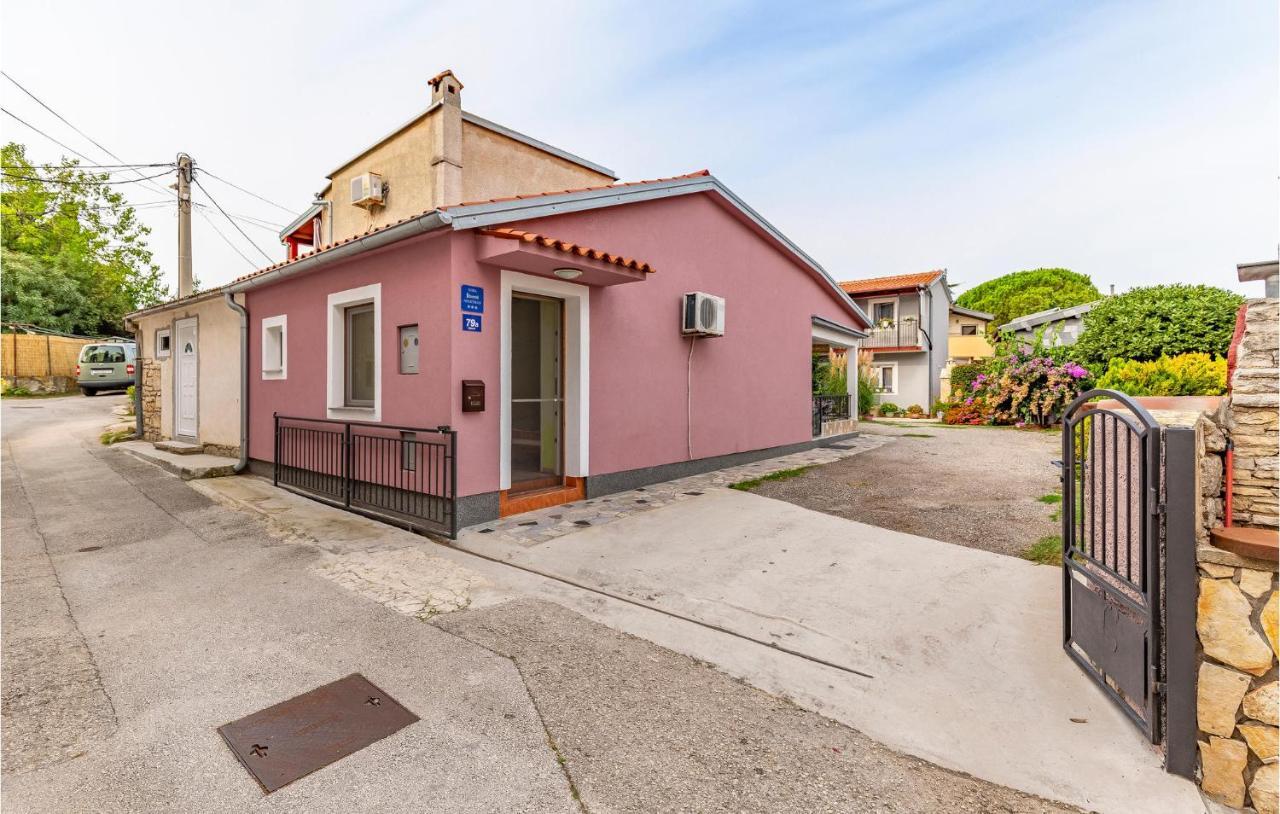 Nice Apartment In Premantura With Wifi Exteriér fotografie